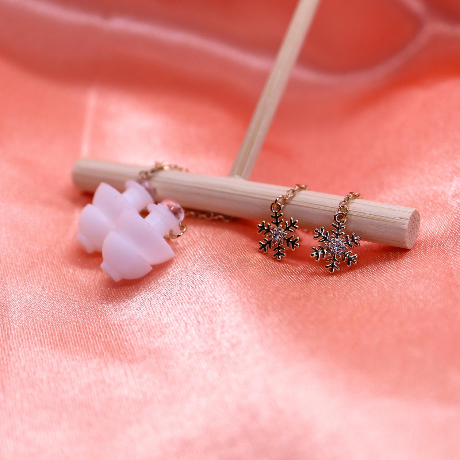 Oorbellen Voor Oordopjes (Sneeuwvlok) Goudkleurig Sfeerbeeld