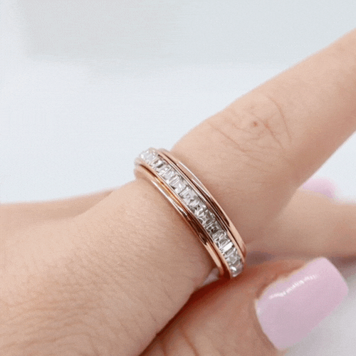 Anxiety Ring (Steentjes) Rose Goud in beweging