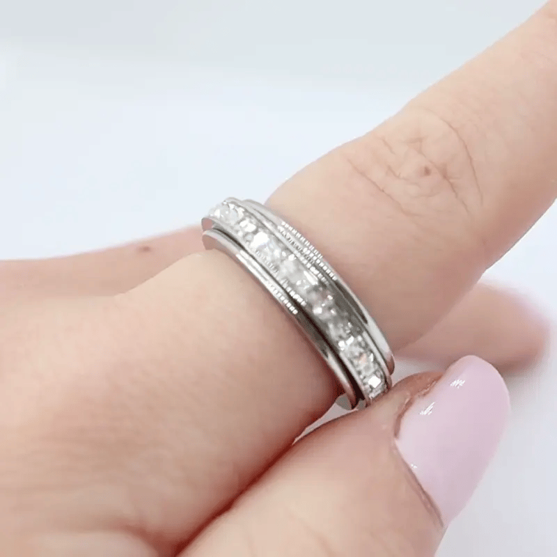 Anxiety Ring (Steentjes) Zilver in beweging